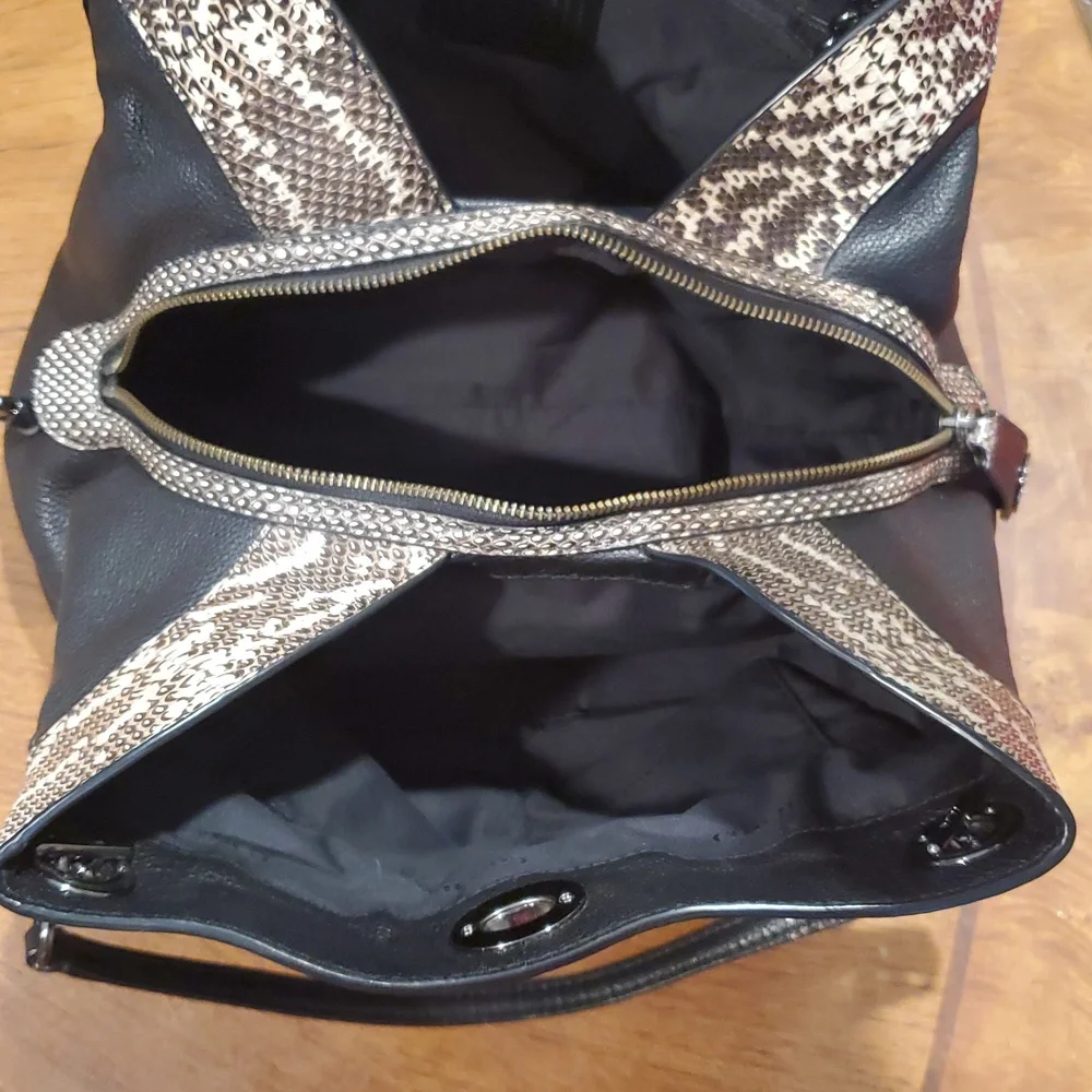 Coach Turnlock Edie Shoulder Bag With Snakeskin - Picture 11 of 15